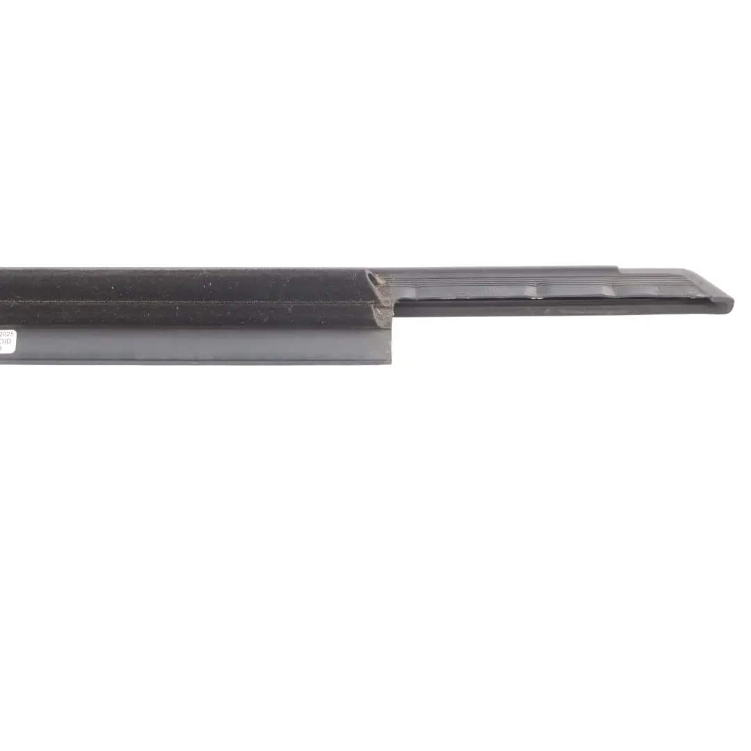Audi A1 8X Window Weatherstrip Outer Door Front Left N/S Moulding - SKU 8X3837477B - Part number 8X3837477B