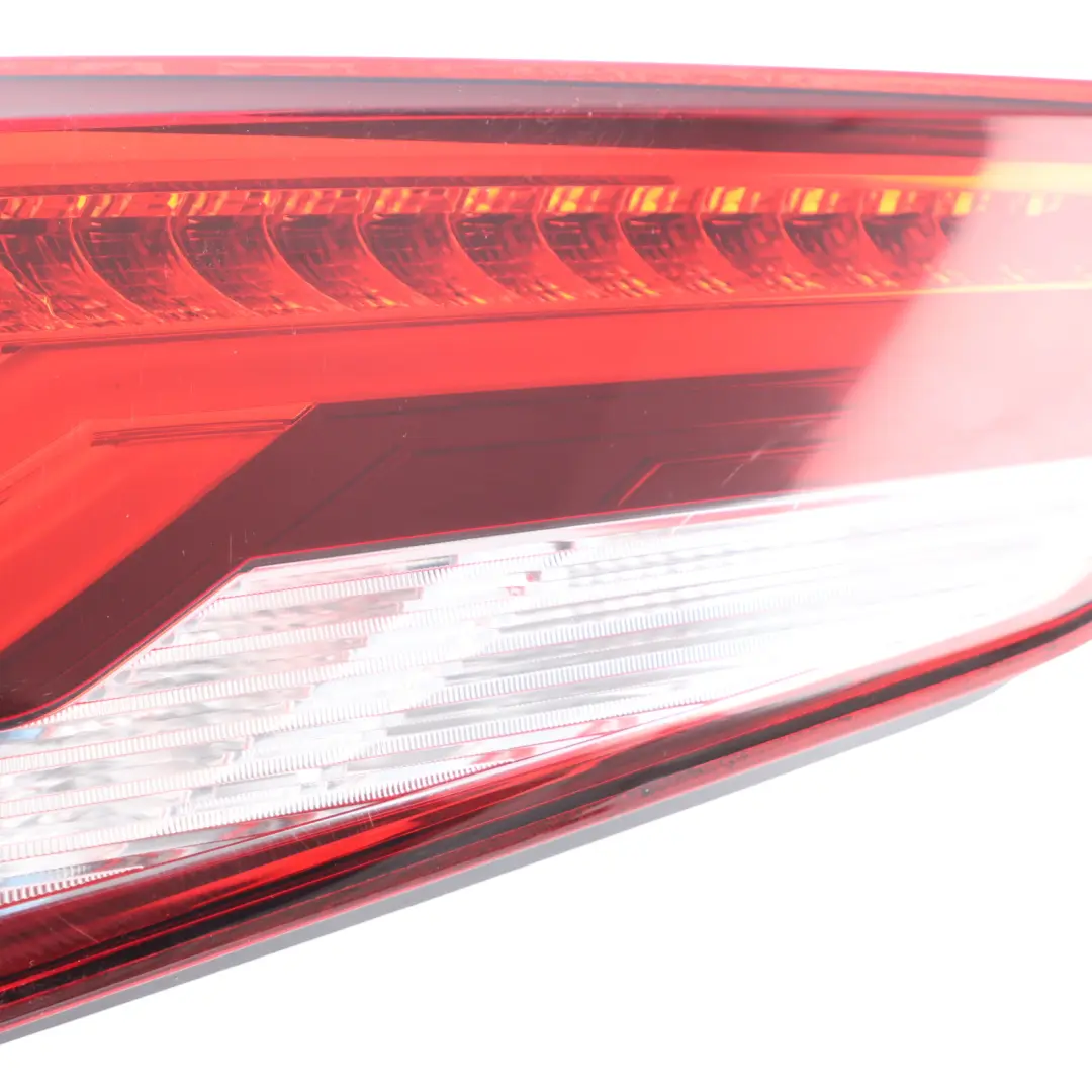 Audi S1 8X Posteriore Sinistro Baule Portellone Luce Lampada - SKU 8XA945093A - Numero di parte 8XA945093A