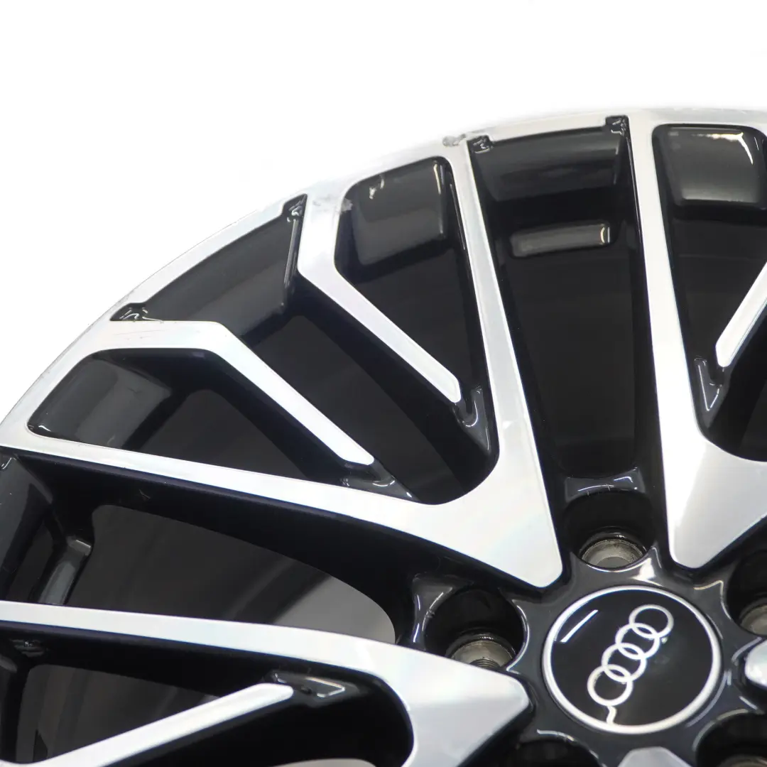 8Y Leichtmetallfelge Alufelge RS 19" 8J ET:49 für Audi A3 S3 RS3 mit Teilenummer 8Y0601025DC Audi A3 S3 RS3 8Y Leichtmetallfelge Alufelge RS 19" 8J ET:49 - SKU 8Y0601025DC-2 - Teilenummer 8Y0601025DC