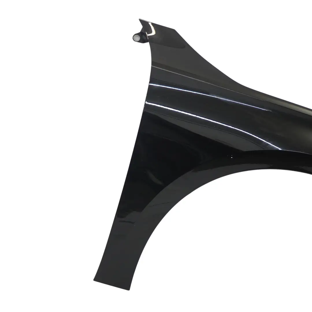 8Y Panel lateral delantero derecho cubierta Mythical Black - Y9T para Audi A3 S3 con número de pieza 8Y0821106A Audi A3 S3 8Y Panel lateral delantero derecho cubierta Mythical Black - Y9T - SKU 8Y0821106A-MYB - Número de pieza 8Y0821106A