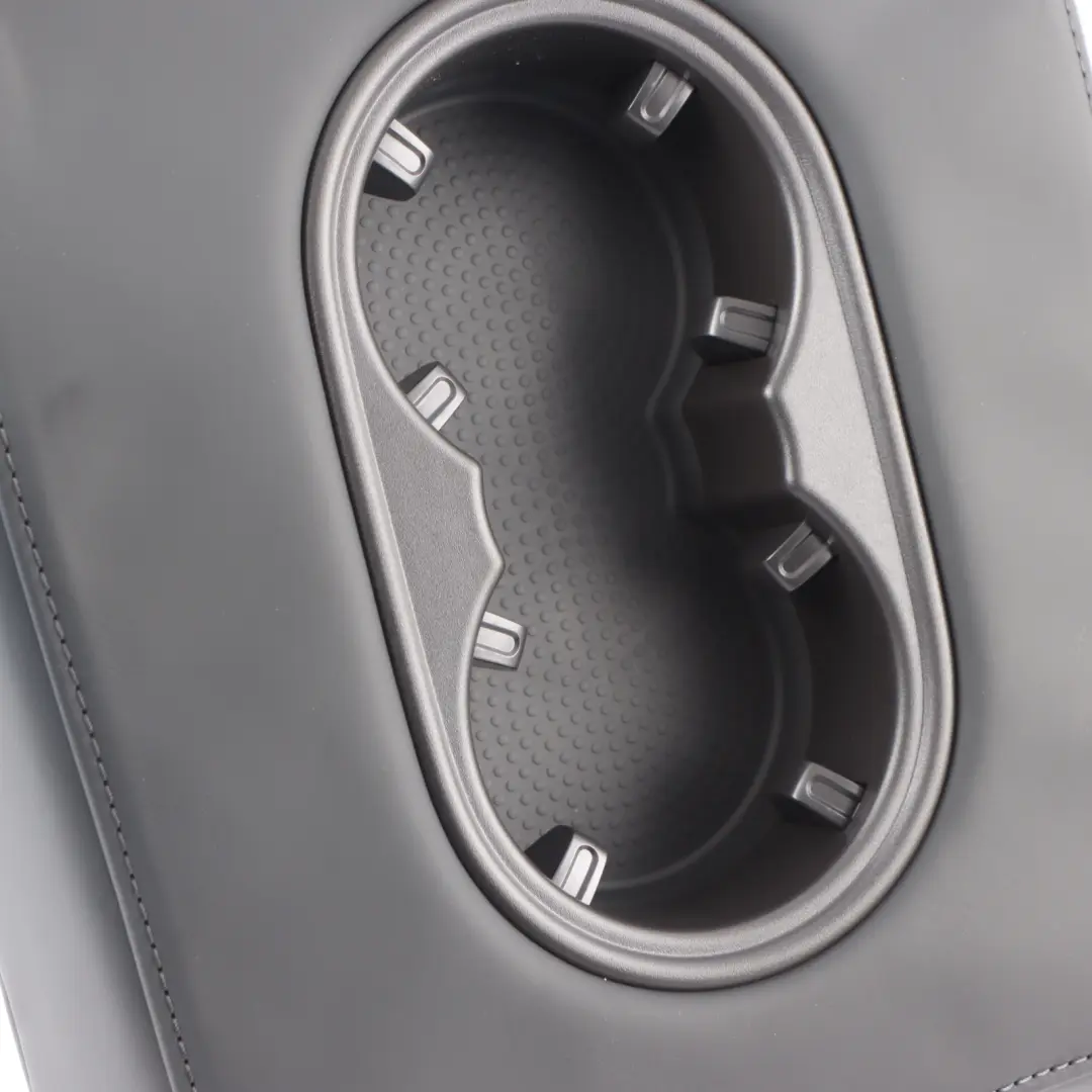 Audi S3 8Y Mittelkonsole Hinten Mit Getränkehalter Und Armlehne - SKU 8Y0885081B - Teilenummer 8Y0885081B