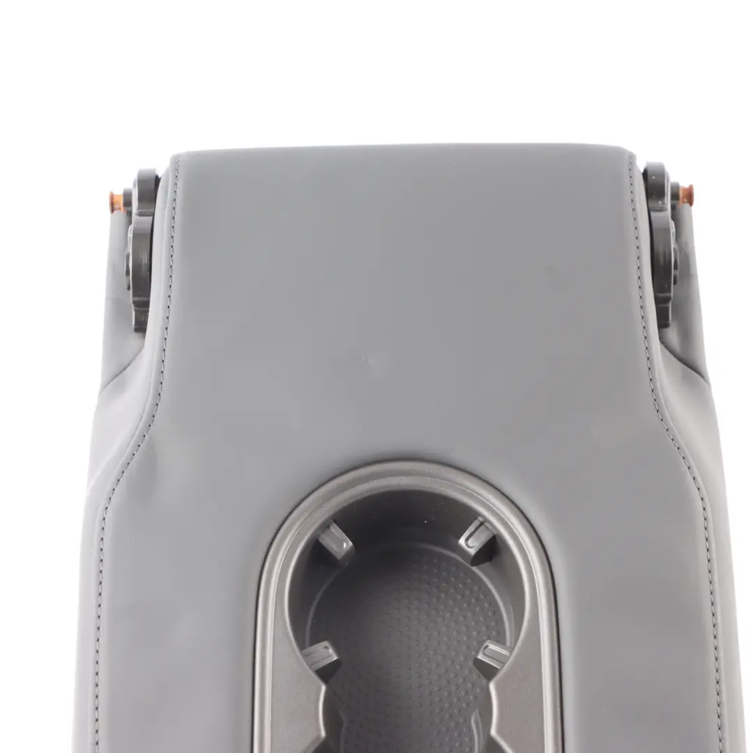 Audi S3 8Y Consola Central Trasera Portavasos Reposabrazos - SKU 8Y0885081B - Número de pieza 8Y0885081B