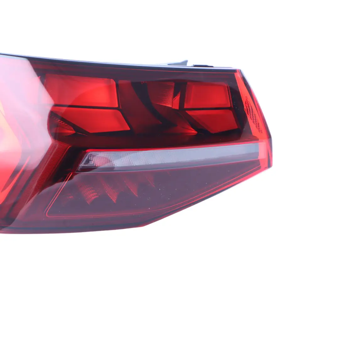 8Y Rear Lamp Tail Light Outer LED Fender Left N/S Side to Audi S3 with Part number 8Y0945207C Audi S3 8Y Rear Lamp Tail Light Outer LED Fender Left N/S Side - SKU 8Y0945207C - Part number 8Y0945207C