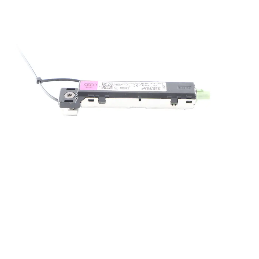 8Y Antenna Amplifier Aerial Module Control Unit to Audi A3 S3 with Part number 8Y4035225M Audi A3 S3 8Y Antenna Amplifier Aerial Module Control Unit - SKU 8Y4035225M - Part number 8Y4035225M