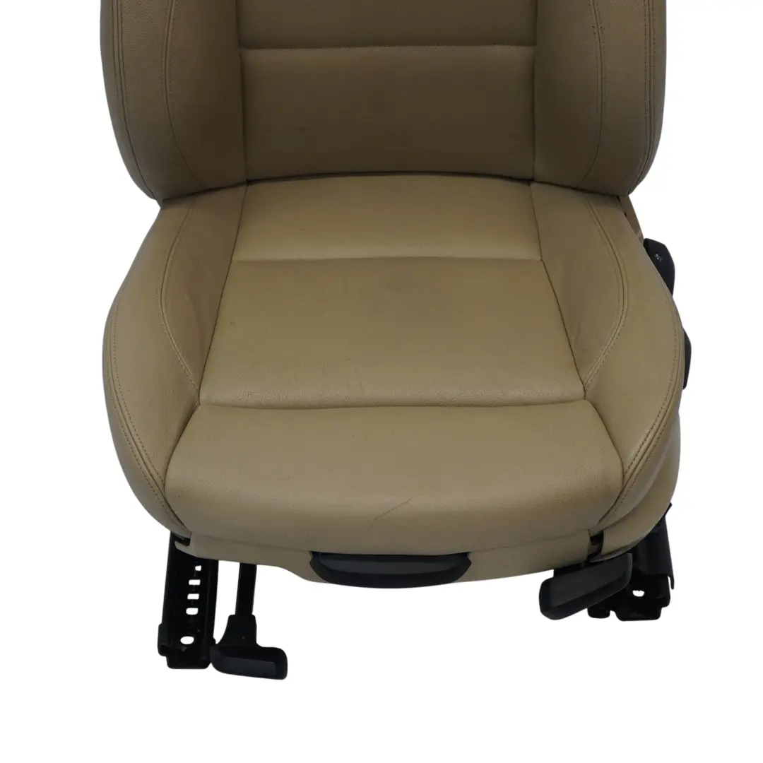 Fotel Przedni Lewy Sport Podgrzewany Skóra Dakota Beżowy do BMW E90 E91 o numerze 9156457 BMW E90 E91 Fotel Przedni Lewy Sport Podgrzewany Skóra Dakota Beżowy - SKU 9156457-2 - Numer Części 9156457