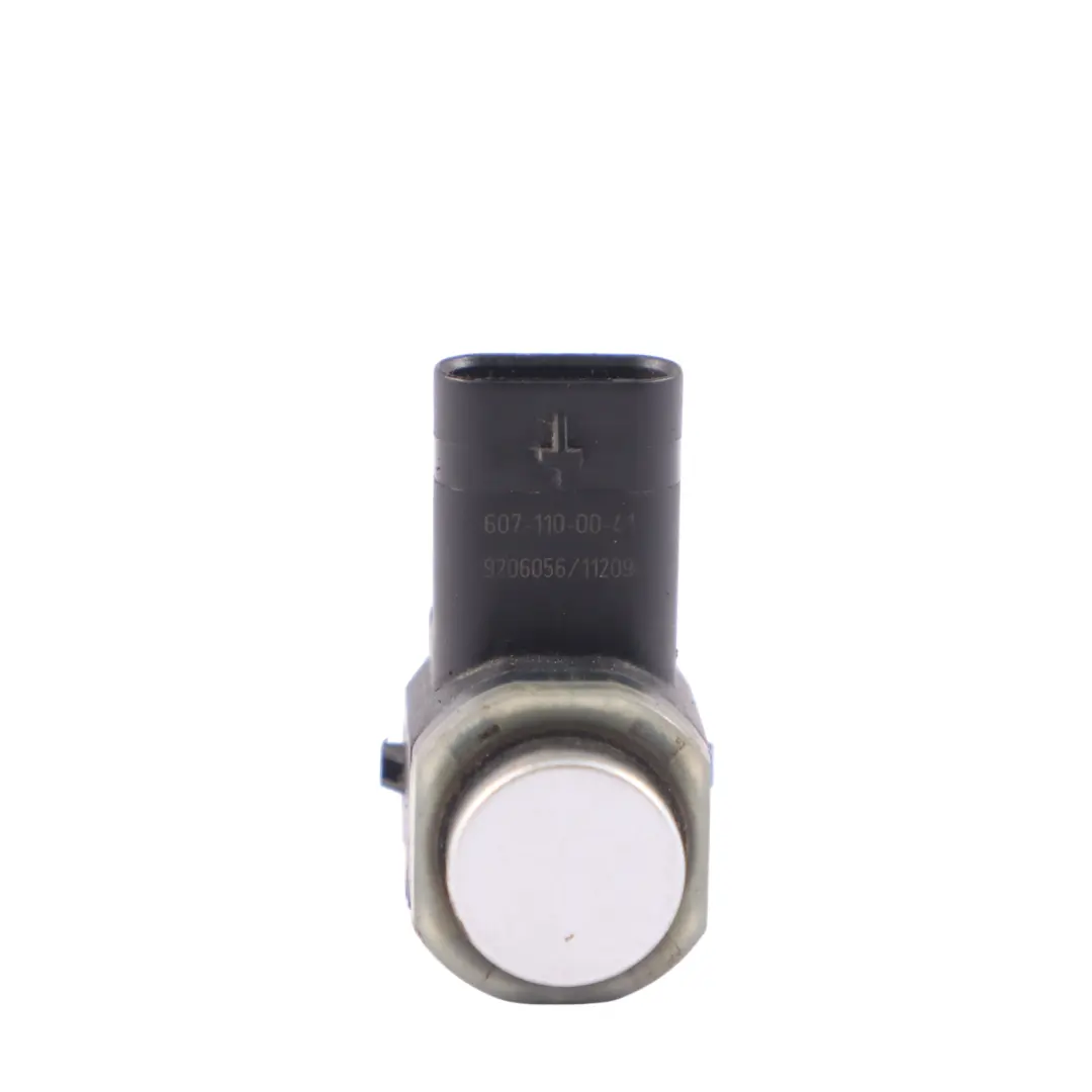 PDC Sensore di distanza di parcheggio posteriore Titan Silver - 354 per BMW F07 GT con numero di parte 9206056 BMW F07 GT PDC Sensore di distanza di parcheggio posteriore Titan Silver - 354 - SKU 9206056-TS - Numero di parte 9206056