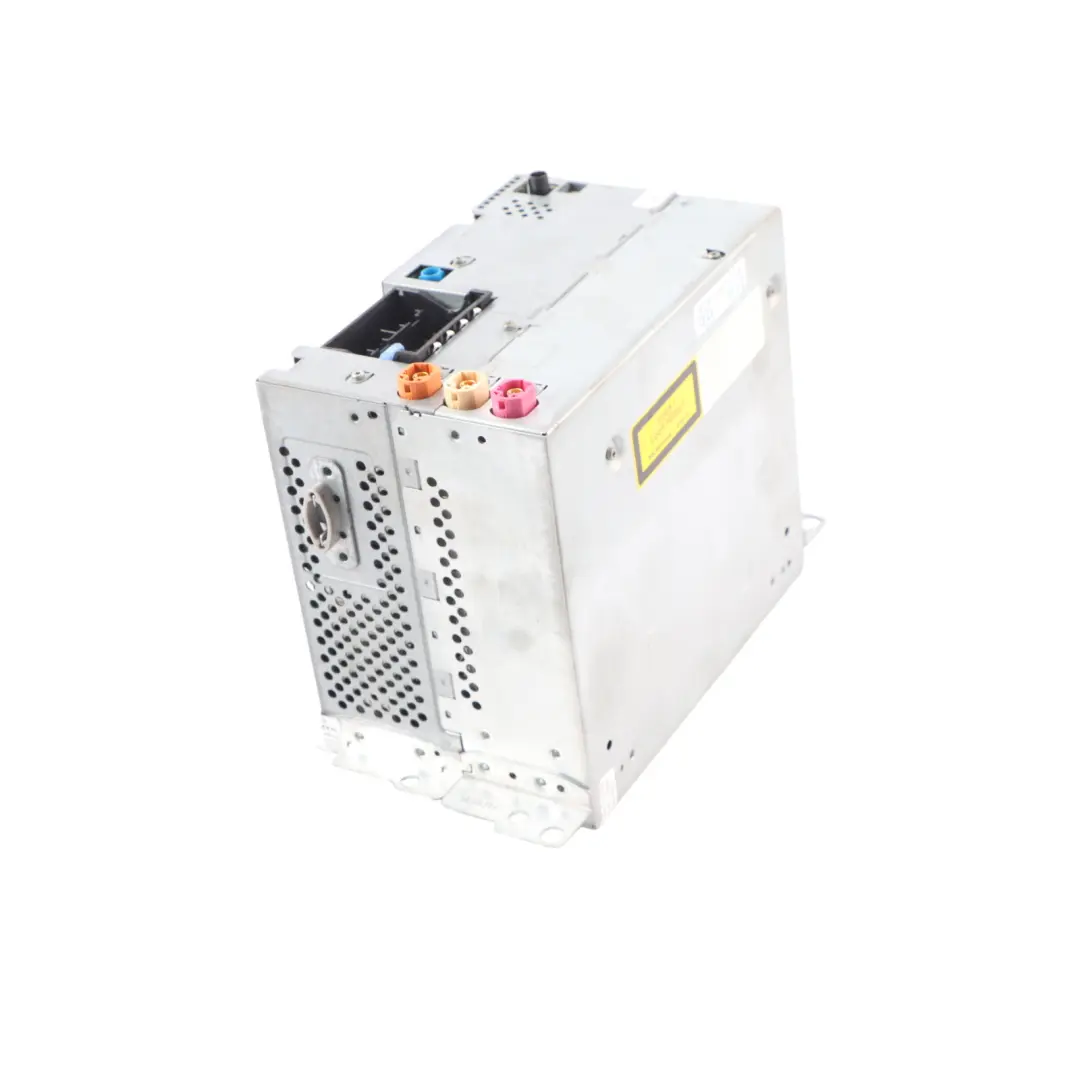 Unidad Principal De Navegación GPS CIC Infotainment para BMW F07 F25 con número de pieza 9223402 BMW F07 F25 Unidad Principal De Navegación GPS CIC Infotainment - SKU 9223402 - Número de pieza 9223402