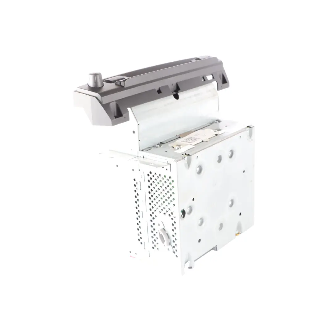 Head Unit CIC DAB Professional Navigation System Controller to BMW X5 E70 with Part number 9239226 BMW X5 E70 Head Unit CIC DAB Professional Navigation System Controller - SKU 9239226 - Part number 9239226