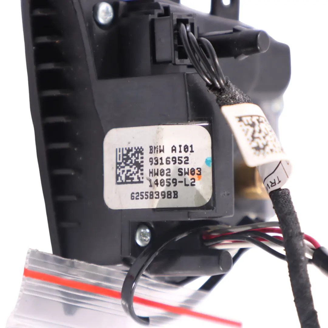 Garniture Multifonction BMW F20 F30 Couvercle Interrupteur Unité Volant pour à propos du numéro de pièce 9316952 Garniture Multifonction BMW F20 F30 Couvercle Interrupteur Unité Volant - SKU 9316952-4 - Numéro de pièce 9316952