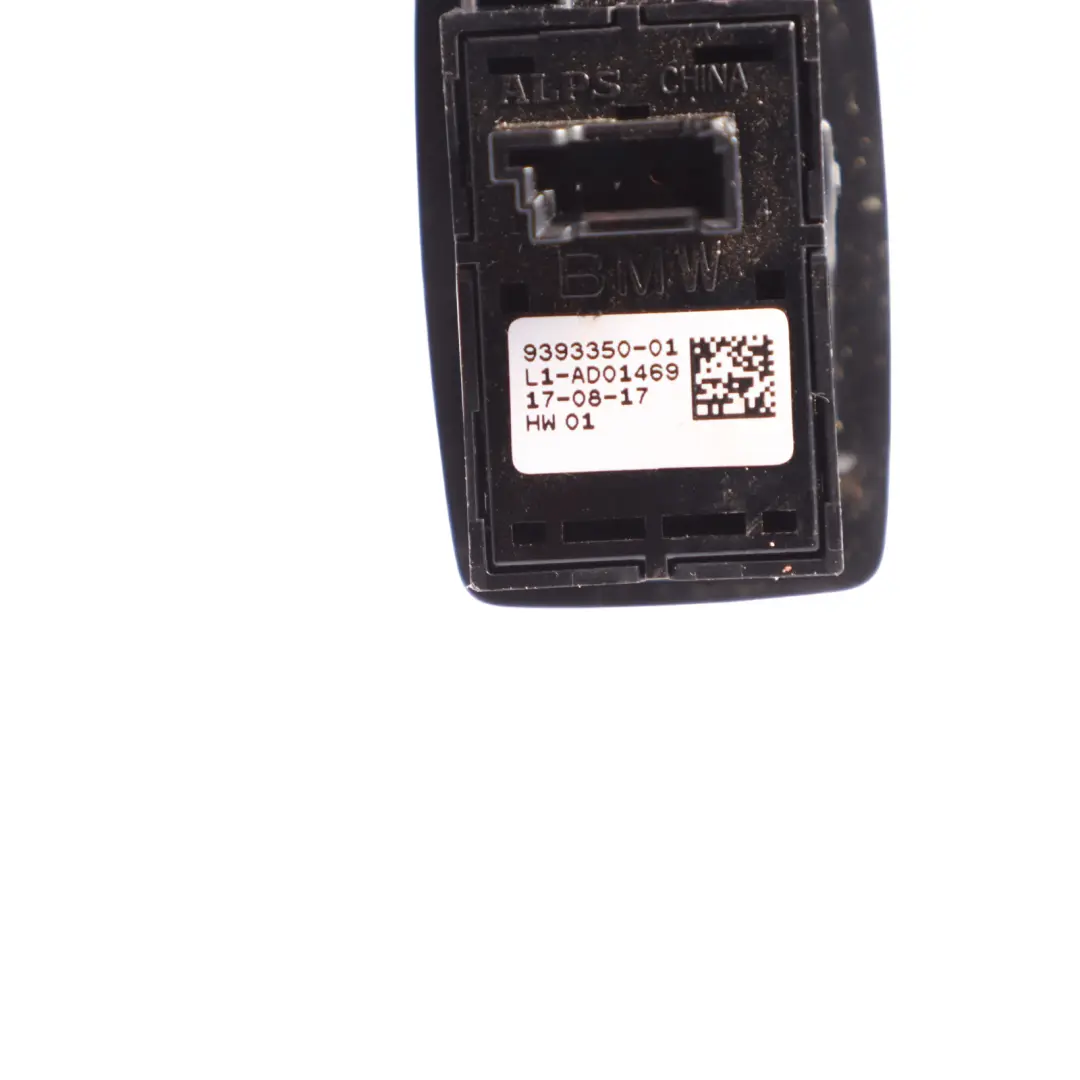 Seats BMW G21 G31 Switch Remote Backrest Unlocking Right O/S to Rear with Part number 9393350 Rear Seats BMW G21 G31 Switch Remote Backrest Unlocking Right O/S - SKU 9393350 - Part number 9393350