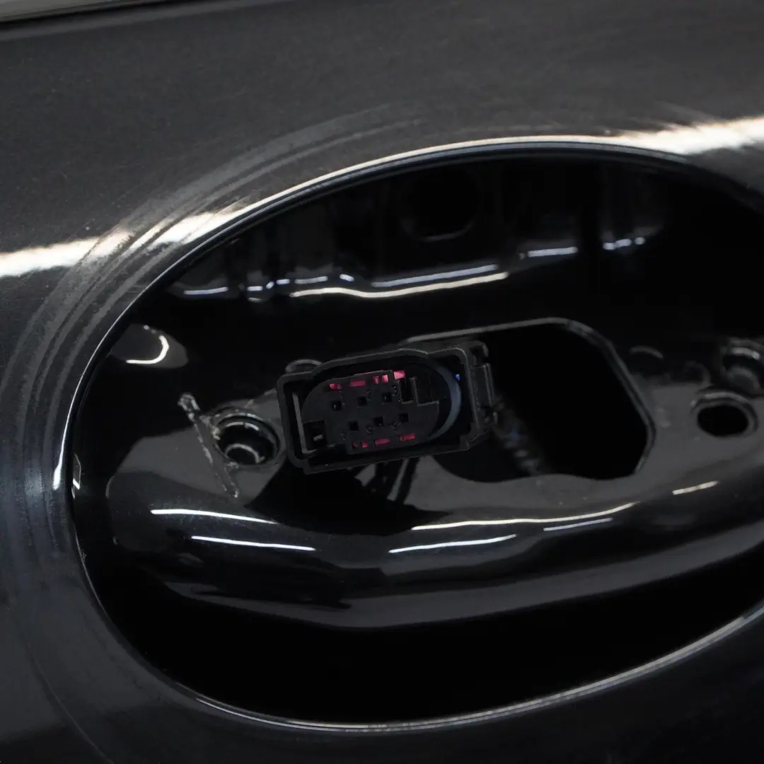 Tür Vorne Links Absolute Black Schwarz Metallic - B11 für Mini Countryman R60 mit Teilenummer 9805927 Mini Countryman R60 Tür Vorne Links Absolute Black Schwarz Metallic - B11 - SKU 9805927-ABS - Teilenummer 9805927