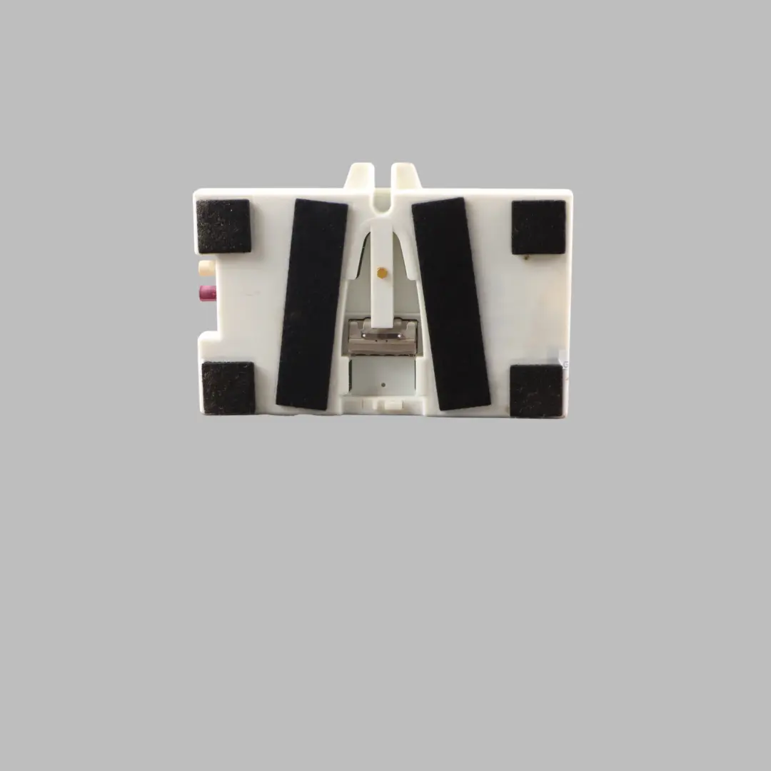 Telematics Control Unit Module ATM ECE 4G to BMW F30 LCI with Part number 9843930 BMW F30 LCI Telematics Control Unit Module ATM ECE 4G - SKU 9843930-2 - Part number 9843930