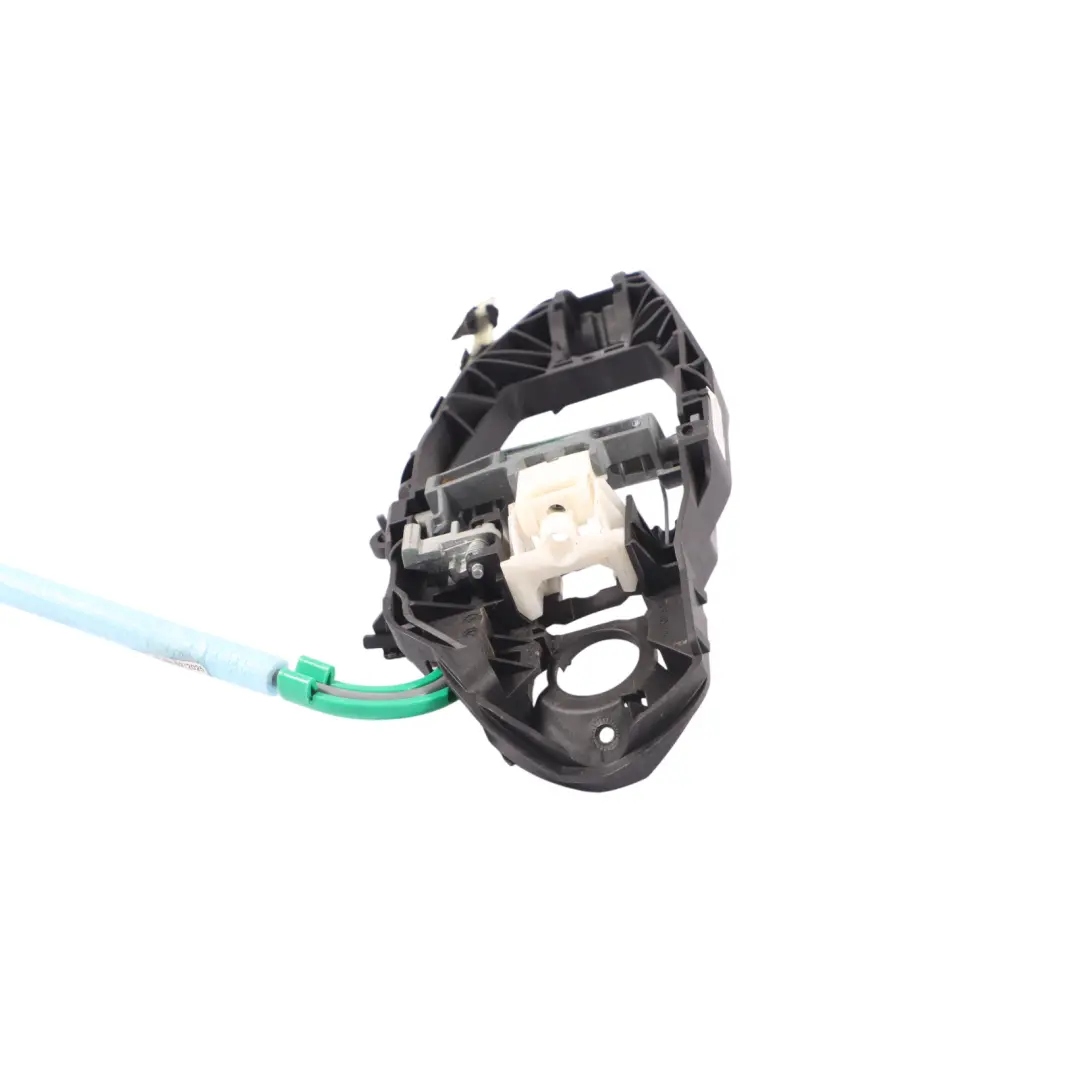 Wspornik Klamki Prawy Przód do BMW G30 G31 G07 X7 o numerze 9881776 BMW G30 G31 G07 X7 Wspornik Klamki Prawy Przód - SKU 9881776 - Numer Części 9881776