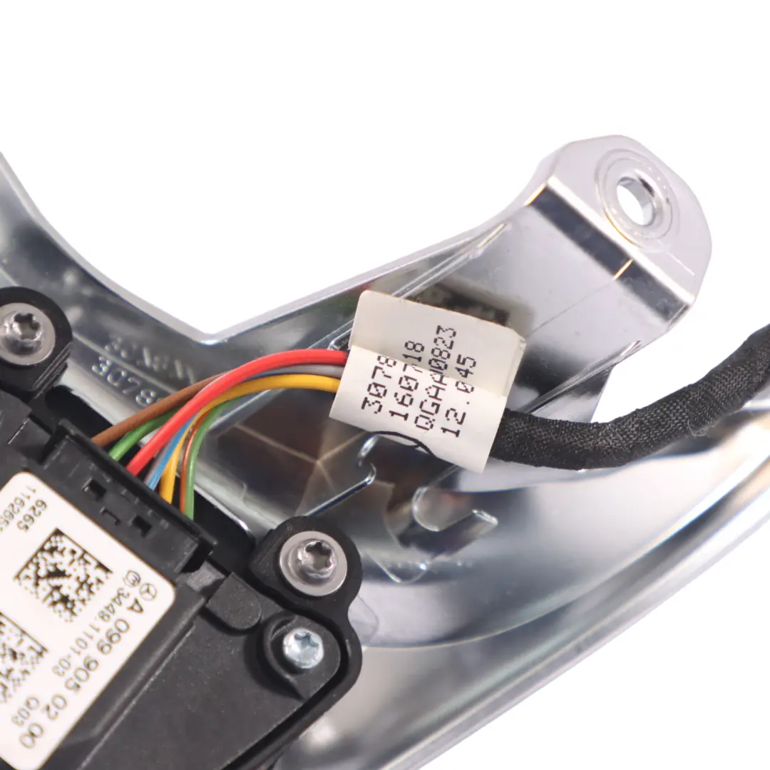 Embellecedor Volante Mercedes W205 C253 Interruptor Multifunción para con número de pieza A0004603803 Embellecedor Volante Mercedes W205 C253 Interruptor Multifunción - SKU A0004603803-2 - Número de pieza A0004603803