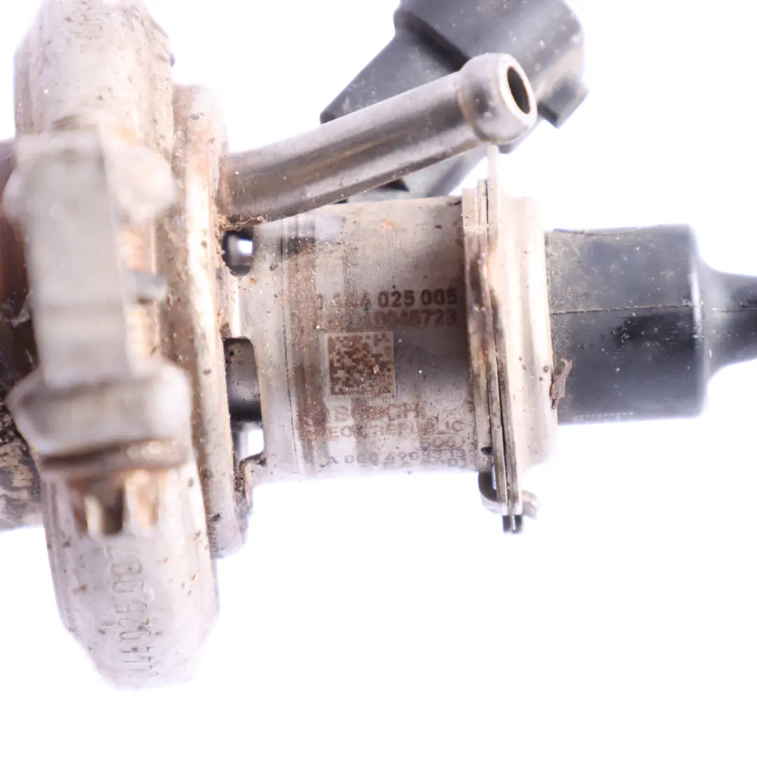 Adblue Injector Mercedes ML W166 W212 C292 Fluid Injection Nozzle to with Part number A0004901313 Adblue Injector Mercedes ML W166 W212 C292 Fluid Injection Nozzle - SKU A0004901313 - Part number A0004901313