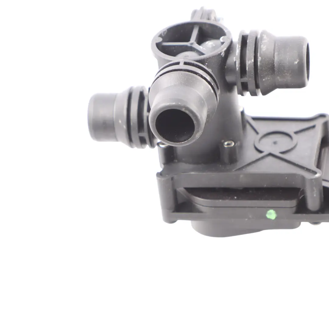 Cooling System Coolant Water Valve to Mercedes W205 Engine with Part number A0005003040 Mercedes W205 Engine Cooling System Coolant Water Valve - SKU A0005003040 - Part number A0005003040