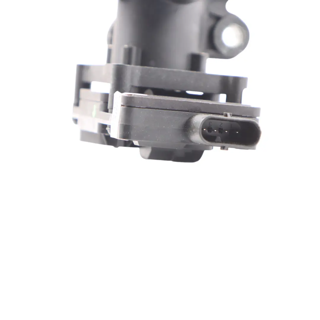 Mercedes W205 Engine Cooling System Coolant Water Valve - SKU A0005003040 - Part number A0005003040