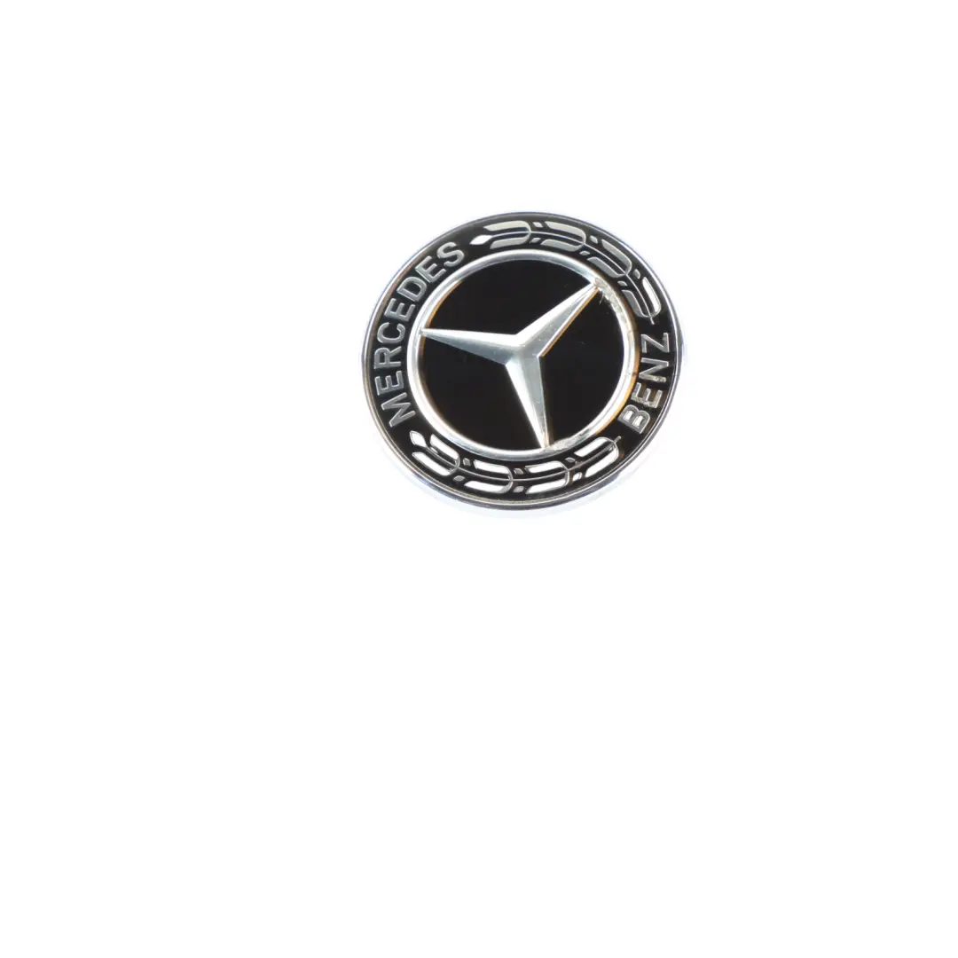 Znaczek Emblemat Maski Logo Przedni do Mercedes W213 C238 o numerze A0008171701 Mercedes W213 C238 Znaczek Emblemat Maski Logo Przedni - SKU A0008171701-1 - Numer Części A0008171701