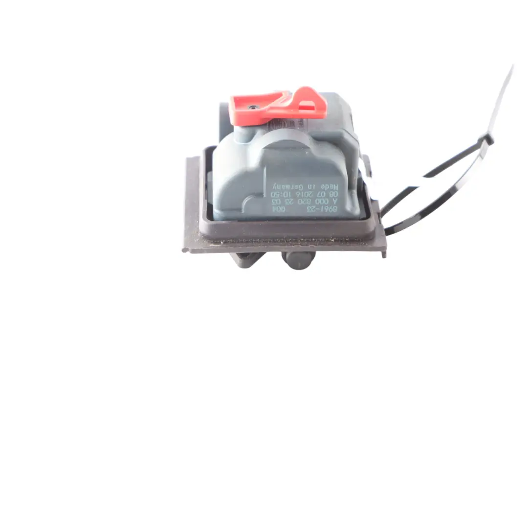 Mercedes W176 W213 W246 Mécanisme de verrouillage de la trappe à carburant - SKU A0008202303-2 - Numéro de pièce A0008202303