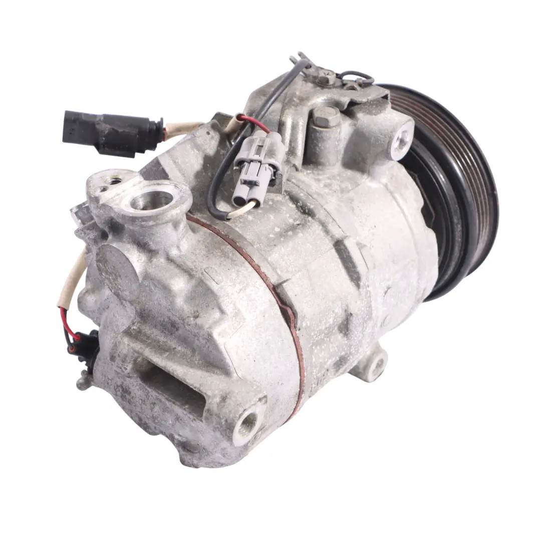 condizionata Mercedes W176 W246 W910 OM651 A/C Pump per Compressore aria con numero di parte A0008303502 Compressore aria condizionata Mercedes W176 W246 W910 OM651 A/C Pump - SKU A0008303502-1 - Numero di parte A0008303502