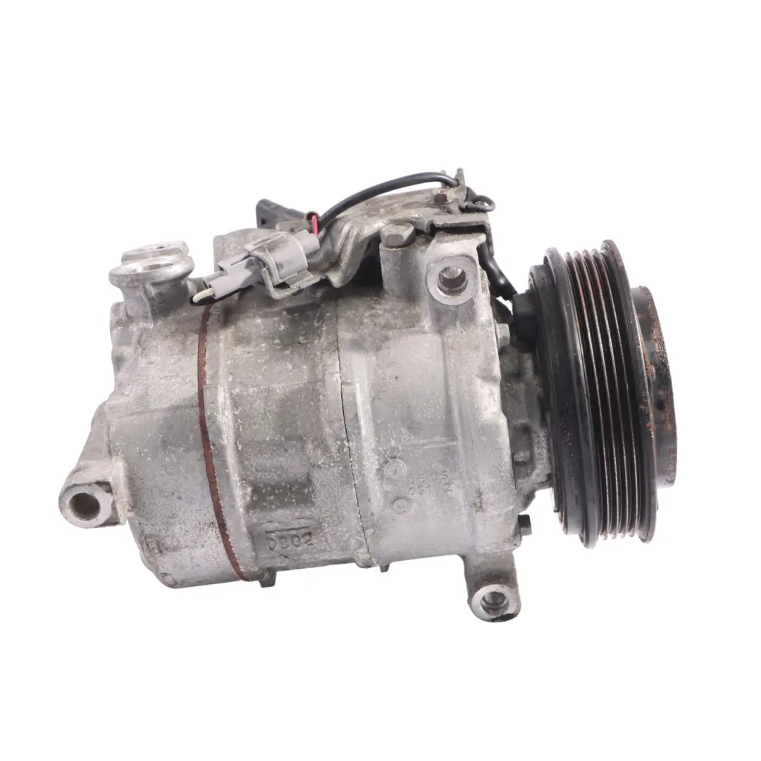 condizionata Mercedes W176 W246 W910 OM651 A/C Pump per Compressore aria con numero di parte A0008303502 Compressore aria condizionata Mercedes W176 W246 W910 OM651 A/C Pump - SKU A0008303502-1 - Numero di parte A0008303502
