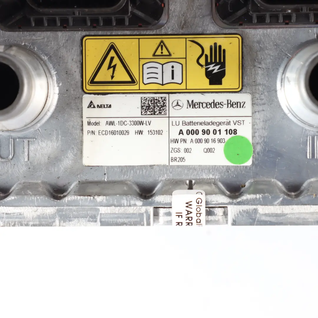 Charging Control Unit to Mercedes W205 Hybrid Battery with Part number A0009001108 Mercedes W205 Hybrid Battery Charging Control Unit - SKU A0009001108 - Part number A0009001108
