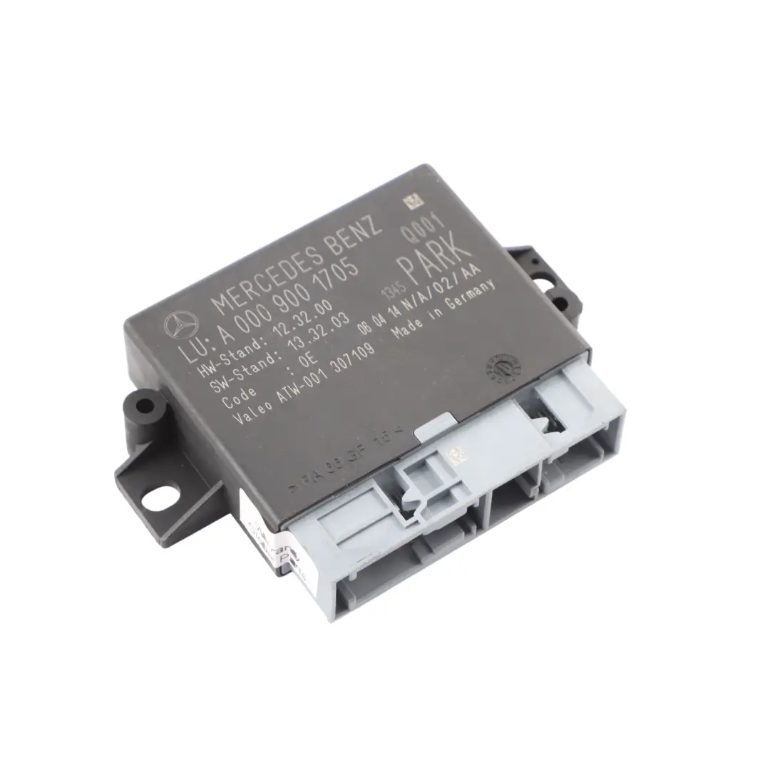 PDC Moduł Sterownik Czujników Parkowania ECU do Mercedes C117 o numerze A0009001705 Mercedes C117 PDC Moduł Sterownik Czujników Parkowania ECU - SKU A0009001705 - Numer Części A0009001705