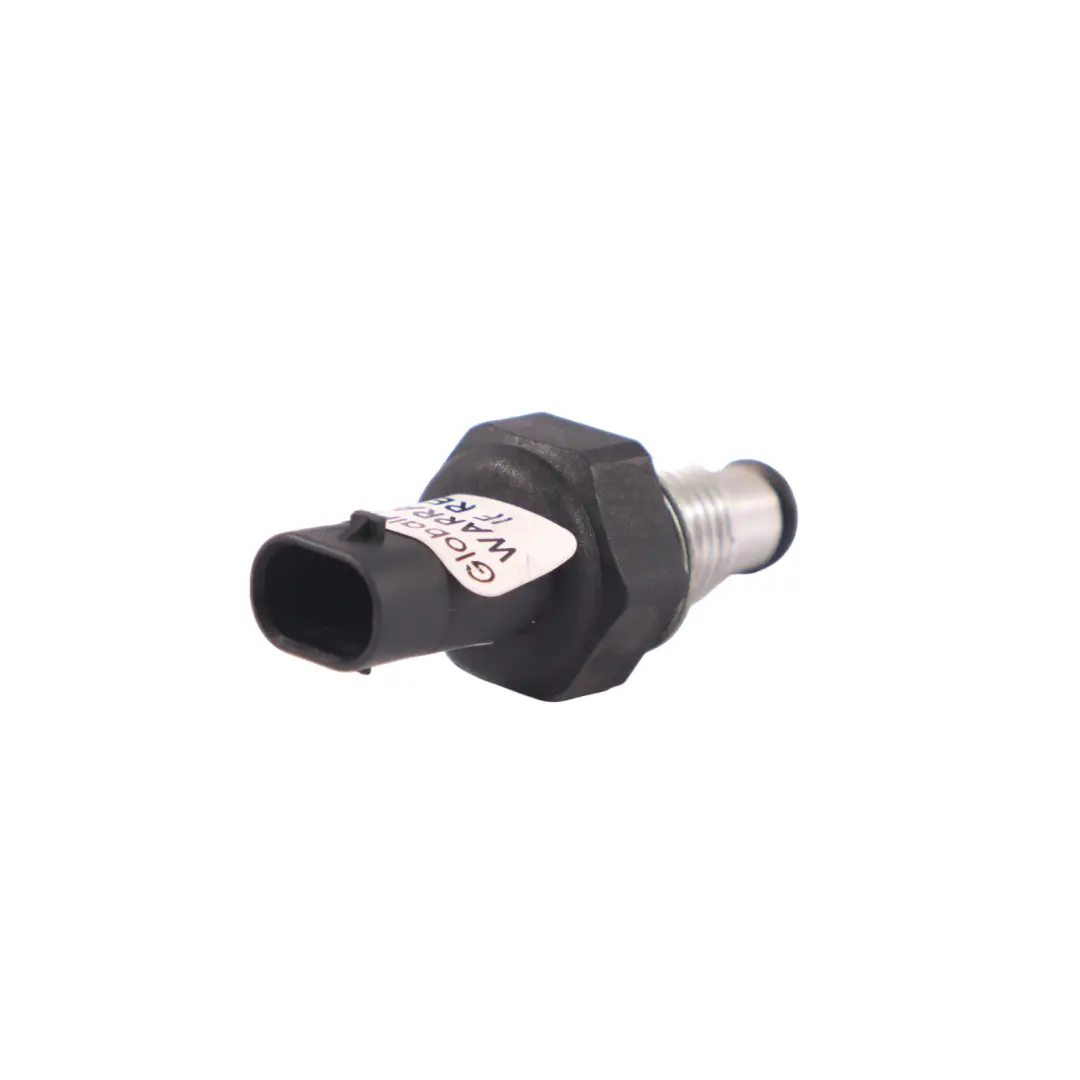 Mercedes W205 C250 Sensor de temperatura del combustible diésel - SKU A0009050800 - Número de pieza A0009050800