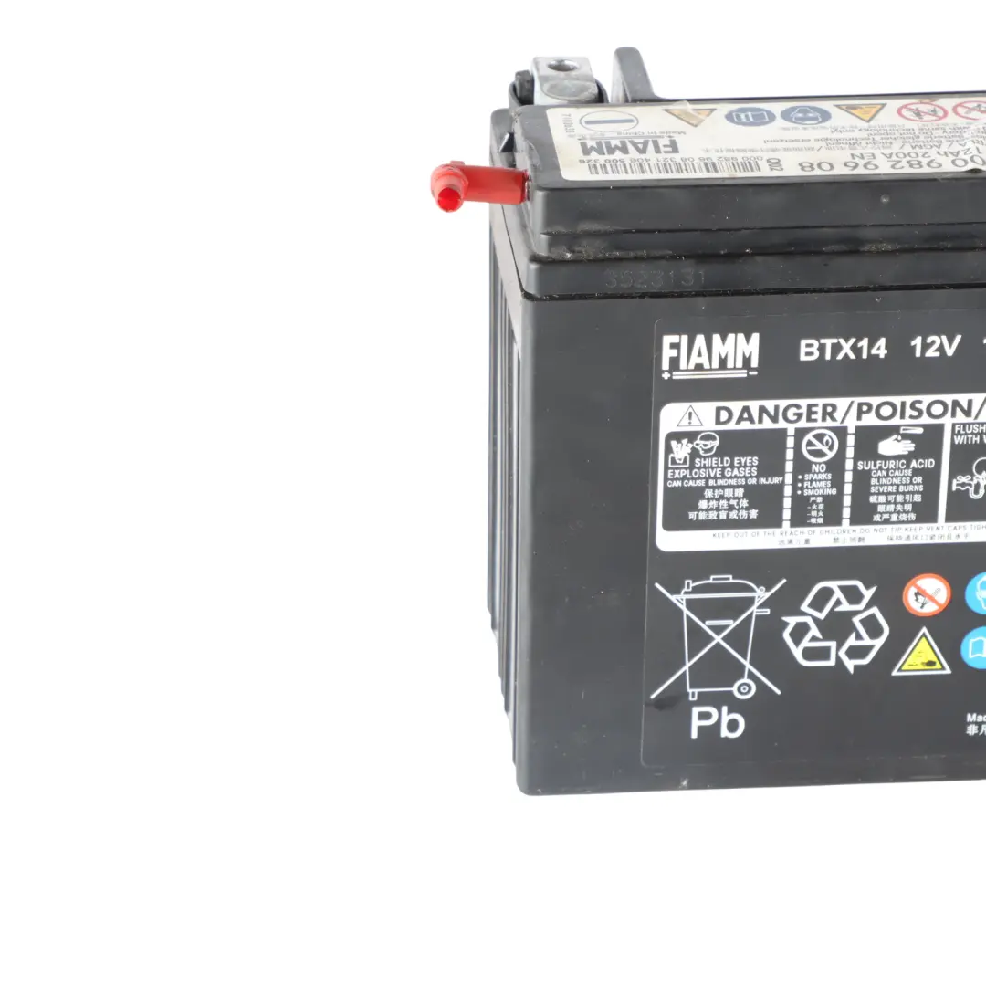 Auxiliary Additional Car Battery 12V 12Ah to Mercedes W204 W212 W222 with Part number A0009829608 Mercedes W204 W212 W222 Auxiliary Additional Car Battery 12V 12Ah - SKU A0009829608-1 - Part number A0009829608