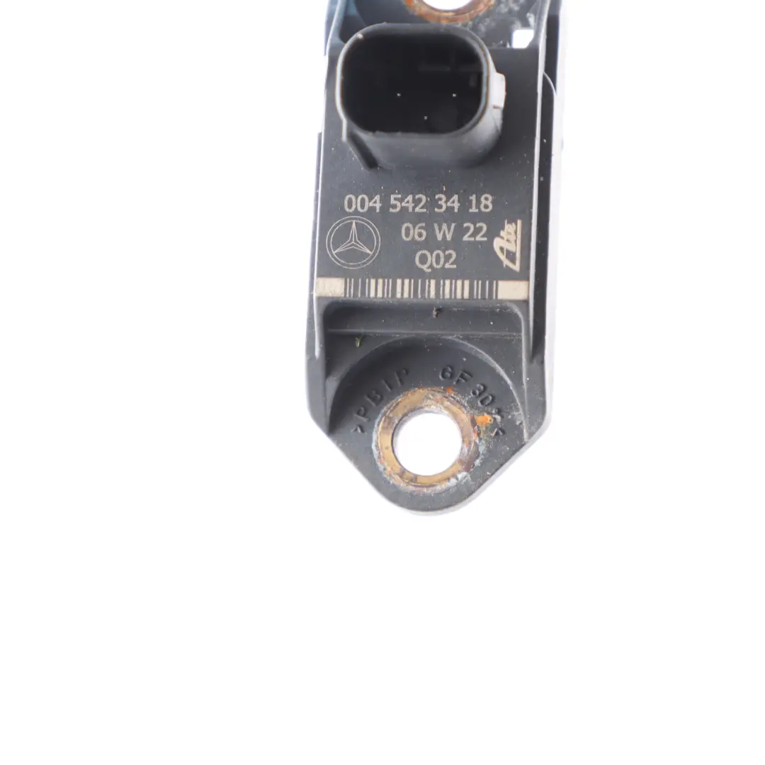Accelerator Speed Sensor Module to Mercedes C215 C216 W220 W221 R230 with Part number A0045423418 Mercedes C215 C216 W220 W221 R230 Accelerator Speed Sensor Module - SKU A0045423418 - Part number A0045423418