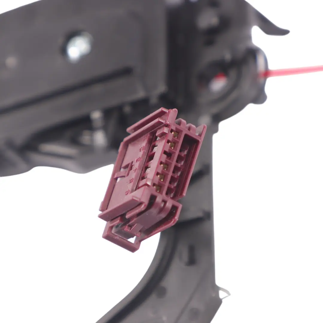 Piastra di controllo interruttore di contatto volante per Mercedes W205 con numero di parte A0994641500 Mercedes W205 Piastra di controllo interruttore di contatto volante - SKU A0994641500 - Numero di parte A0994641500