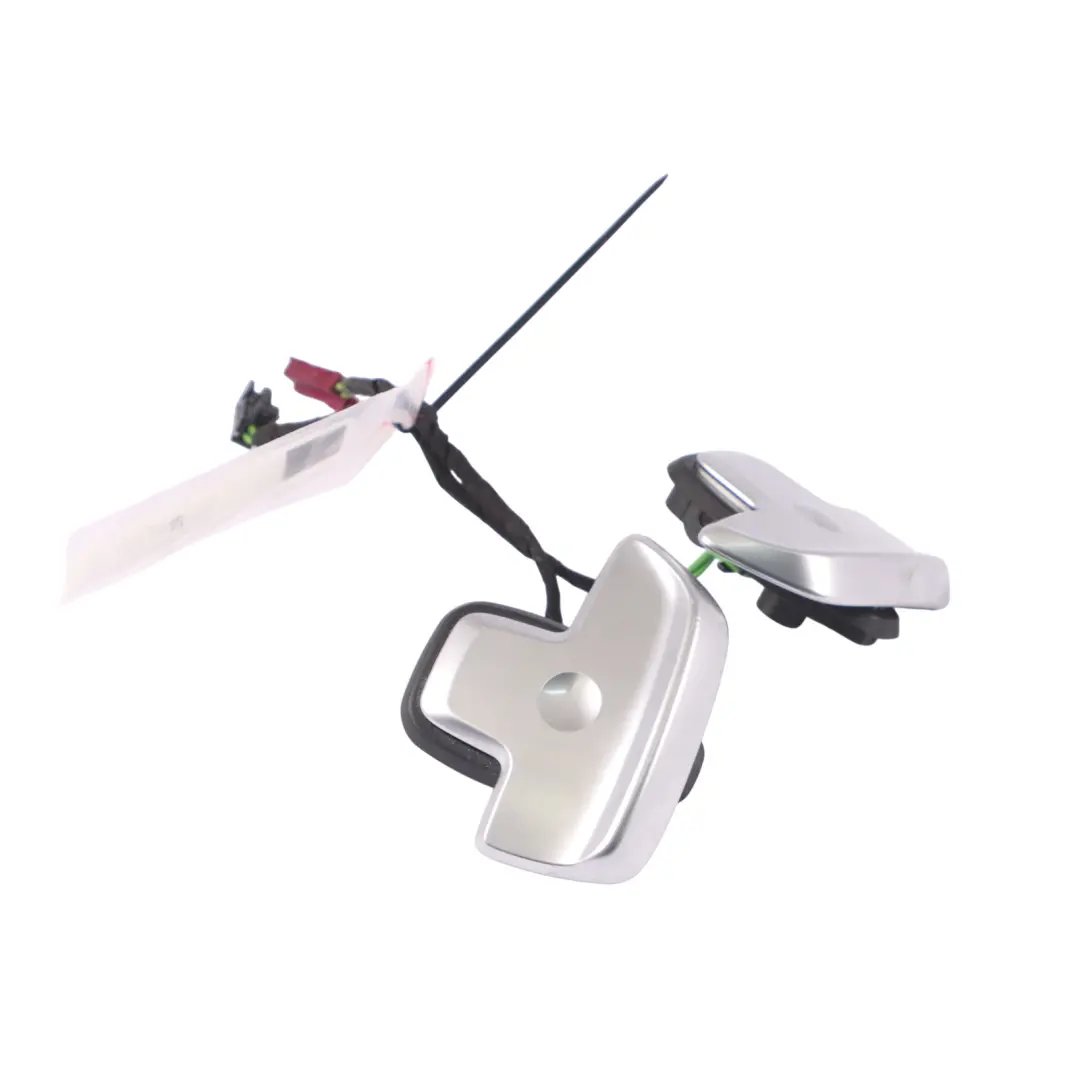 Paddle Cambio Pulsante Sinistro Destro per Mercedes W213 Volante con numero di parte A0999053400 Mercedes W213 Volante Paddle Cambio Pulsante Sinistro Destro - SKU A0999053400-1 - Numero di parte A0999053400