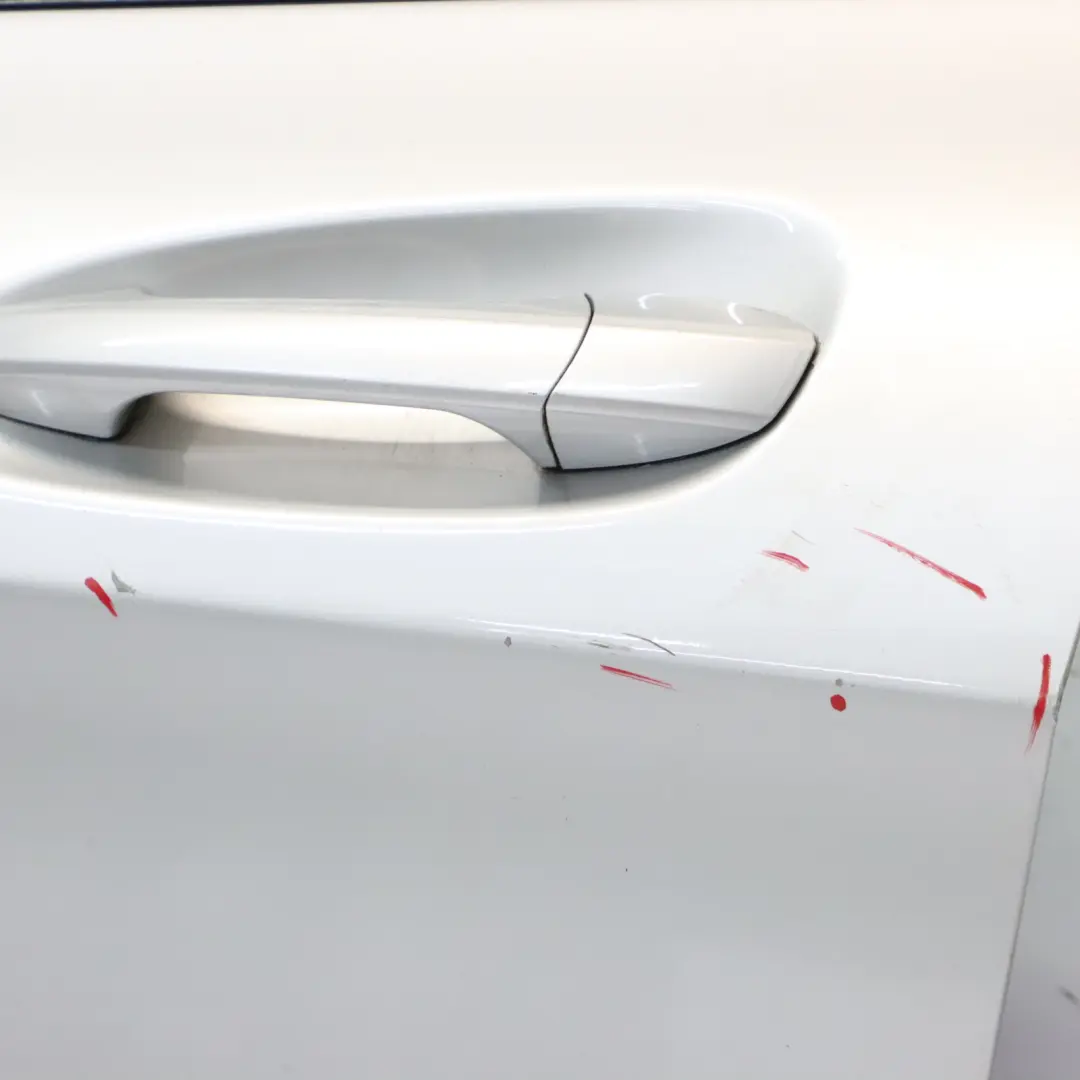 Porta Anteriore Sinistra Polar Silver Metallic - 761 per Mercedes C117 con numero di parte A1177200105 Mercedes C117 Porta Anteriore Sinistra Polar Silver Metallic - 761 - SKU A1177200105-PLS - Numero di parte A1177200105