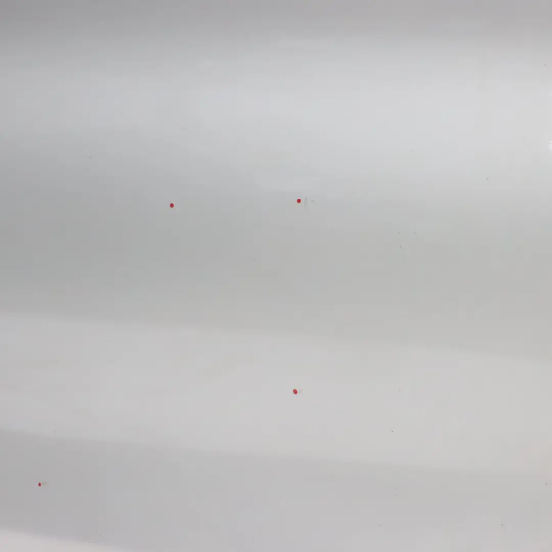 Gauche Polar Silver Metallic Argent - 761 pour Mercedes C117 Porte Avant à propos du numéro de pièce A1177200105 Mercedes C117 Porte Avant Gauche Polar Silver Metallic Argent - 761 - SKU A1177200105-PLS - Numéro de pièce A1177200105