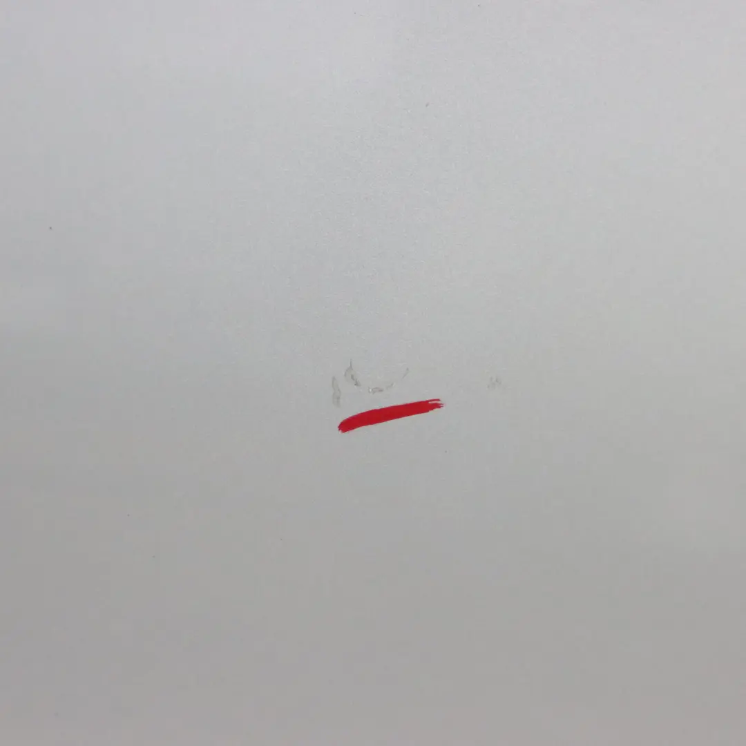 Puerta Delantera Derecha Polar Silver Metallic - 761 para Mercedes C117 con número de pieza A1177200205 Mercedes C117 Puerta Delantera Derecha Polar Silver Metallic - 761 - SKU A1177200205-PLS - Número de pieza A1177200205