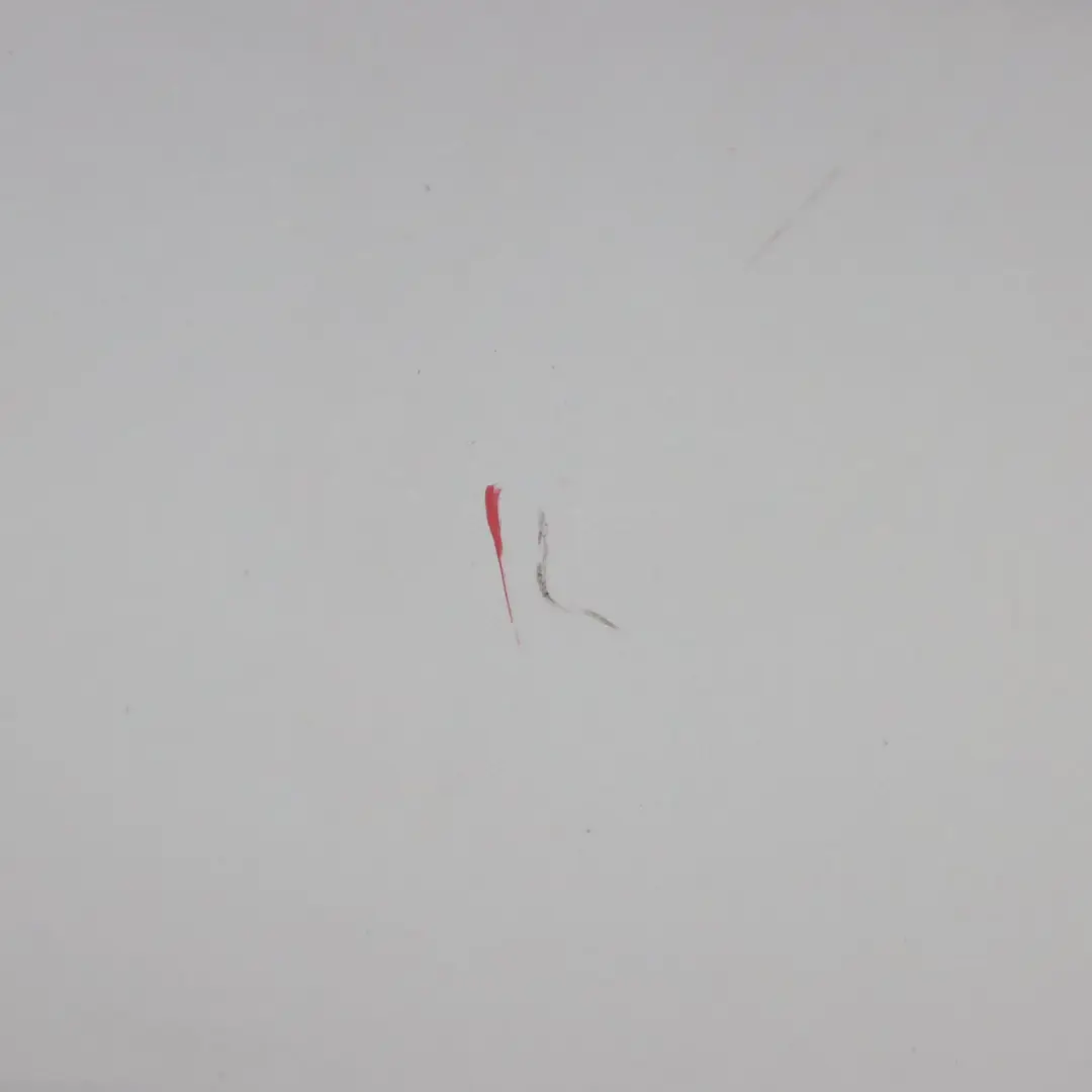 Puerta Trasera Izquierda Plata Polar Metalizado - 761 para Mercedes CLA C117 con número de pieza A1177300105 Mercedes CLA C117 Puerta Trasera Izquierda Plata Polar Metalizado - 761 - SKU A1177300105-PLS - Número de pieza A1177300105