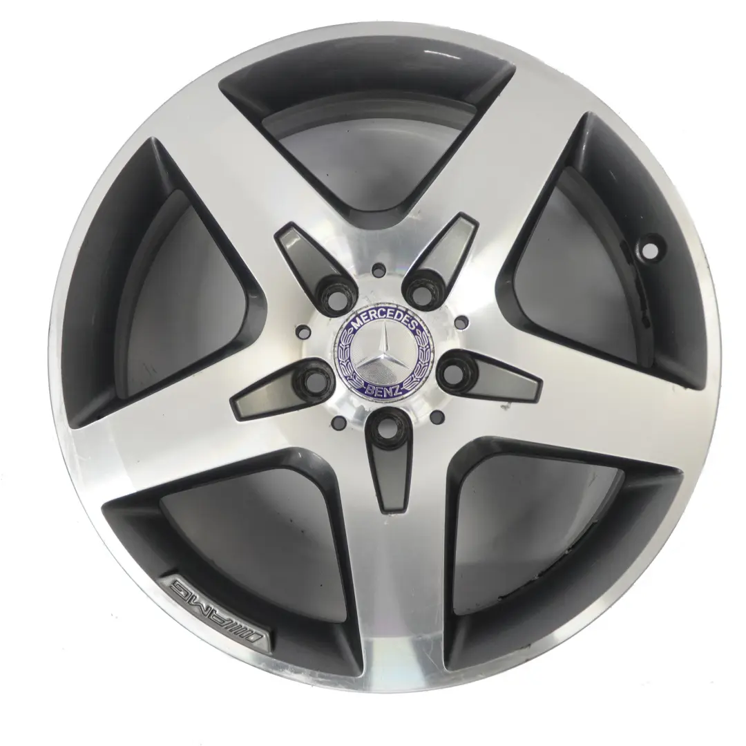 Silber Felge AMG 18" 7J ET:46 5 Speichen für Mercedes X156 mit Teilenummer A1564010500 Mercedes X156 Silber Felge AMG 18" 7J ET:46 5 Speichen - SKU A1564010500-2 - Teilenummer A1564010500