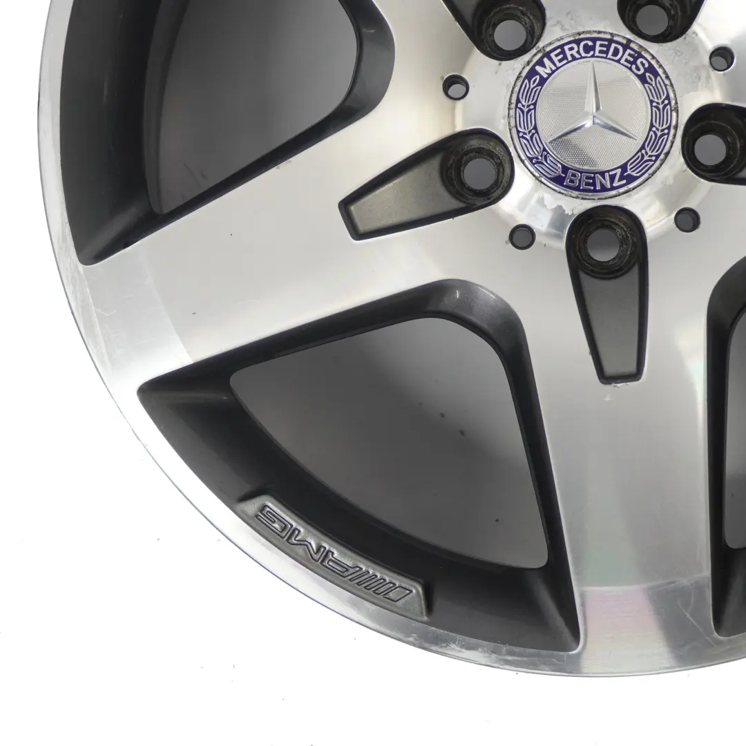 Llanta Aleación Plata AMG 18 "7J ET:46 5 Radios para Mercedes X156 con número de pieza A1564010500 Mercedes X156 Llanta Aleación Plata AMG 18 "7J ET:46 5 Radios - SKU A1564010500-2 - Número de pieza A1564010500