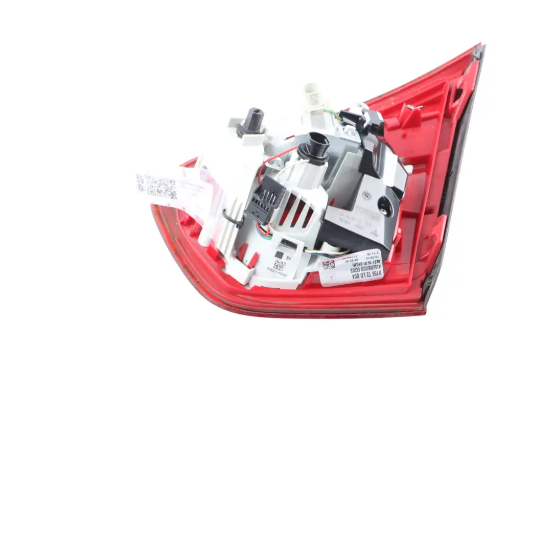 Portón Tras Izquierdo Interior Luz Interior Bota para Mercedes GLA X156 con número de pieza A1569060358 Mercedes GLA X156 Portón Tras Izquierdo Interior Luz Interior Bota - SKU A1569060358 - Número de pieza A1569060358