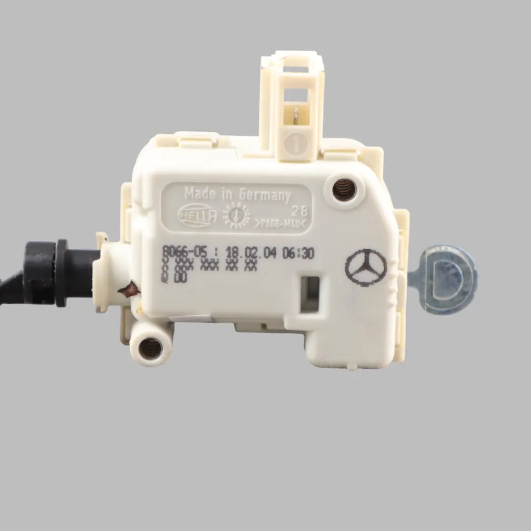 Lock Ring Fuel Tank Sealing Ring to Mercedes W163 with Part number A1638201642 Mercedes W163 Lock Ring Fuel Tank Sealing Ring - SKU A1638201642 - Part number A1638201642