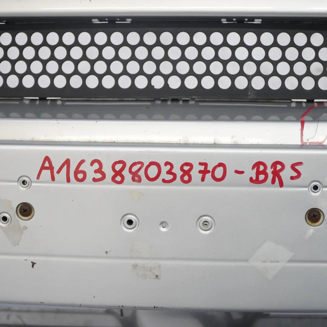 Zderzak Przedni Brilliant Silver Srebrny Metalik - 744 do Mercedes ML W163 o numerze A1638803870 Mercedes ML W163 Zderzak Przedni Brilliant Silver Srebrny Metalik - 744 - SKU A1638803870-BRS - Numer Części A1638803870