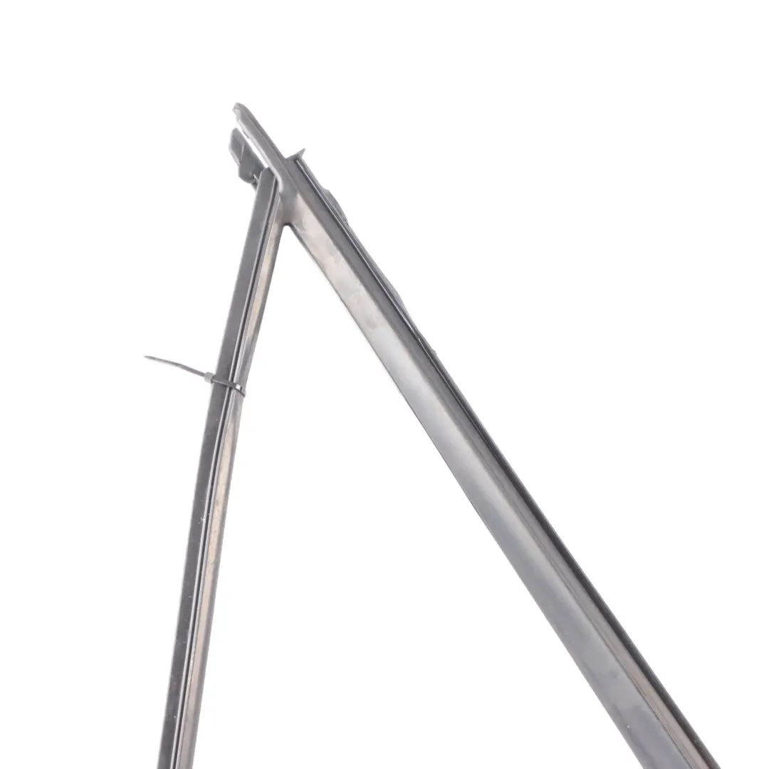 Heck Scheiben Tür Dichtung Formteil Links für Mercedes W164 mit Teilenummer A1647302755 Mercedes W164 Heck Scheiben Tür Dichtung Formteil Links - SKU A1647302755-1 - Teilenummer A1647302755