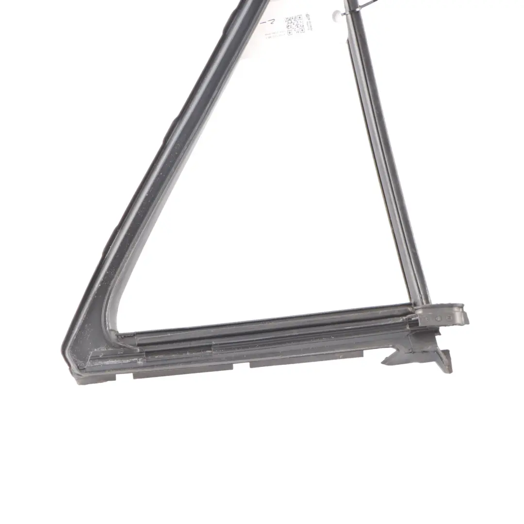 Guarnizione Lunotto Posteriore Modanatura Sinistra per Mercedes W164 con numero di parte A1647302755 Mercedes W164 Guarnizione Lunotto Posteriore Modanatura Sinistra - SKU A1647302755-1 - Numero di parte A1647302755