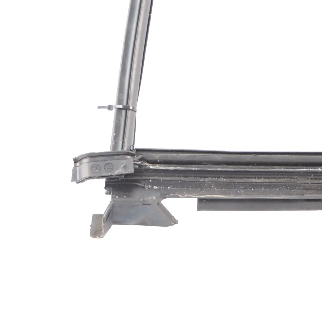 Door Window Quarter Seal Moulding Right O/S to Mercedes W164 Rear with Part number A1647302855 Mercedes W164 Rear Door Window Quarter Seal Moulding Right O/S - SKU A1647302855-1 - Part number A1647302855