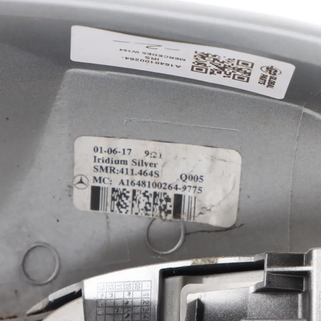 Coprispecchietti Copriporta Ala Trim Destra Iridium Silver - 775 per Mercedes W164 con numero di parte A1648100264 Mercedes W164 Coprispecchietti Copriporta Ala Trim Destra Iridium Silver - 775 - SKU A1648100264-IRS - Numero di parte A1648100264