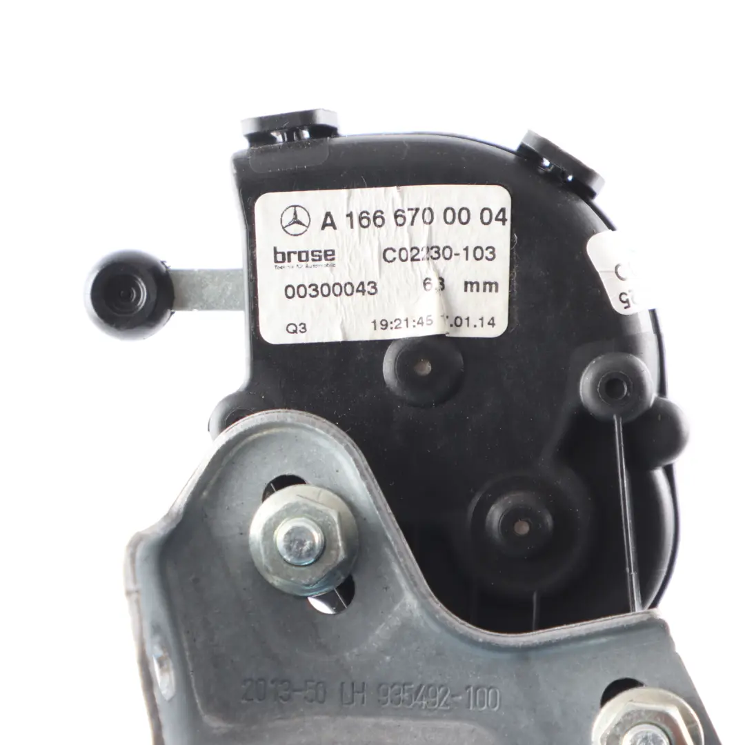 Window Lifter Regulator Motor Adjuster Left N/S to Mercedes X166 Rear with Part number A1666700004 Mercedes X166 Rear Window Lifter Regulator Motor Adjuster Left N/S - SKU A1666700004 - Part number A1666700004