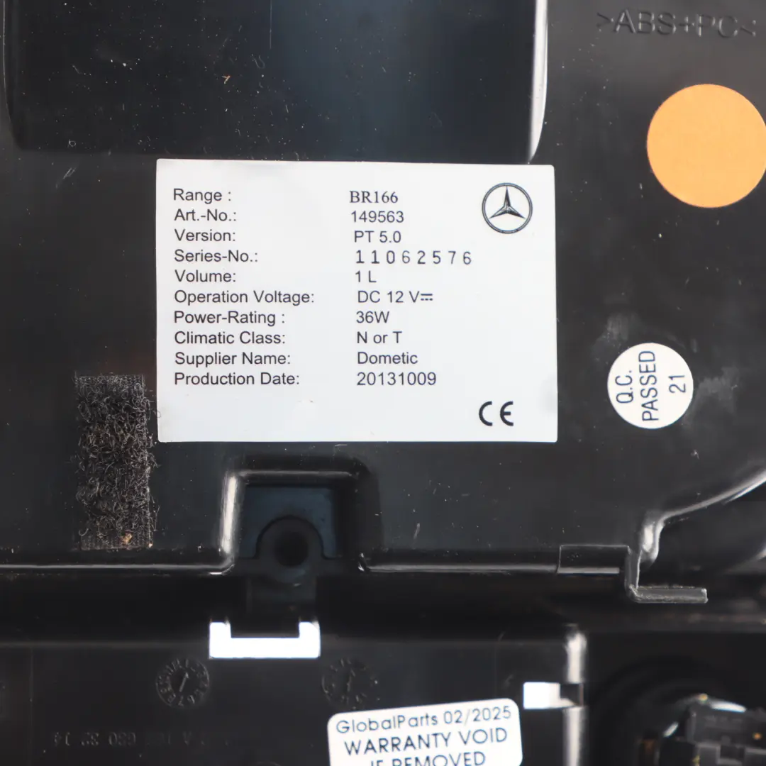 Centre Console Cap Holder Mercedes GL X166 GLE W292 Trim 12V Socket to with Part number A1666801301 Centre Console Cap Holder Mercedes GL X166 GLE W292 Trim 12V Socket - SKU A1666801301 - Part number A1666801301