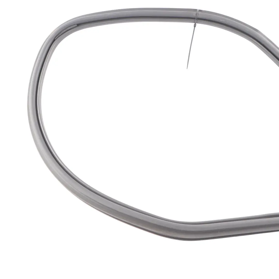 Window Quarter Rubber Rear Right O/S to Mercedes X166 with Part number A1666809000 Mercedes X166 Window Quarter Rubber Rear Right O/S - SKU A1666809000 - Part number A1666809000