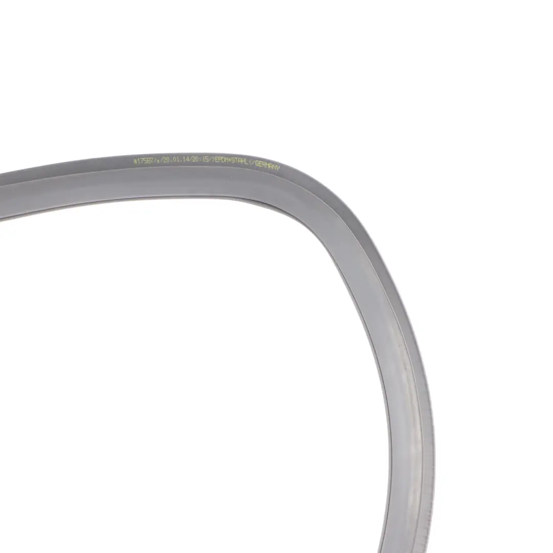 Window Quarter Rubber Rear Right O/S to Mercedes X166 with Part number A1666809000 Mercedes X166 Window Quarter Rubber Rear Right O/S - SKU A1666809000 - Part number A1666809000