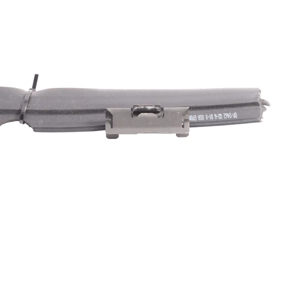 Junta Guía Sellado Ventana Puerta Trasera Izquierda para Mercedes W166 con número de pieza A1667300124 Mercedes W166 Junta Guía Sellado Ventana Puerta Trasera Izquierda - SKU A1667300124 - Número de pieza A1667300124